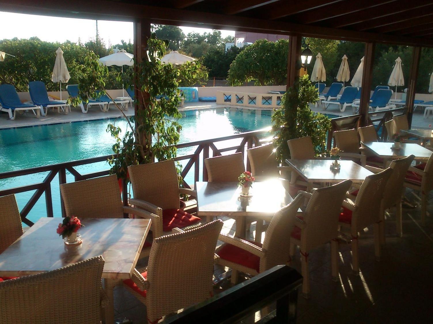 Summer Memories Aparthotel Pefki Dış mekan fotoğraf